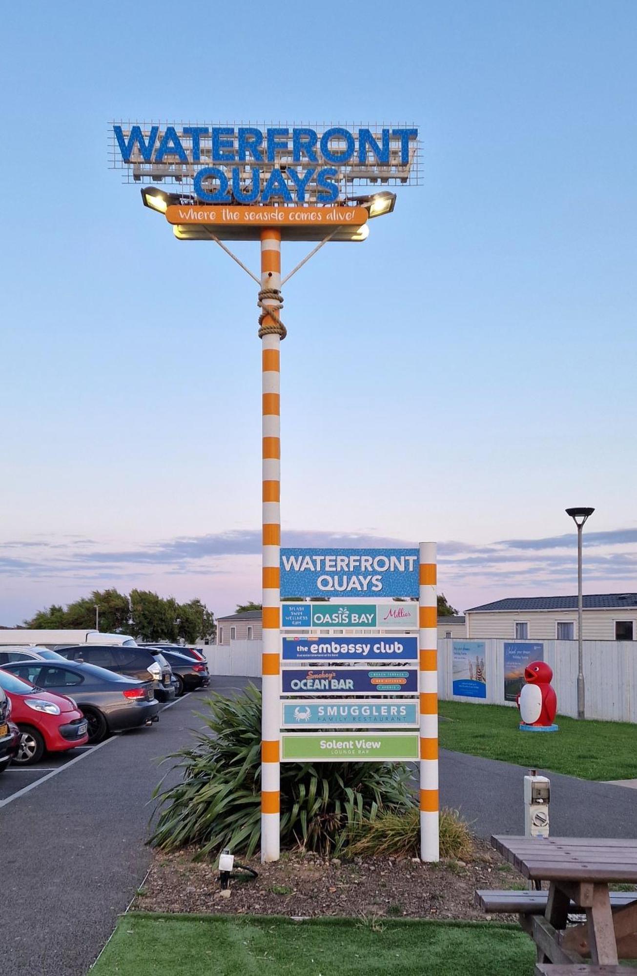 Memories Made Hotel Selsey Exterior photo